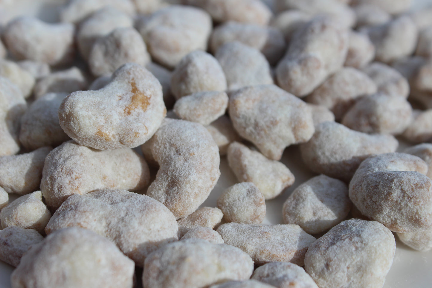 Cashew Nuts Yoghurt Coated