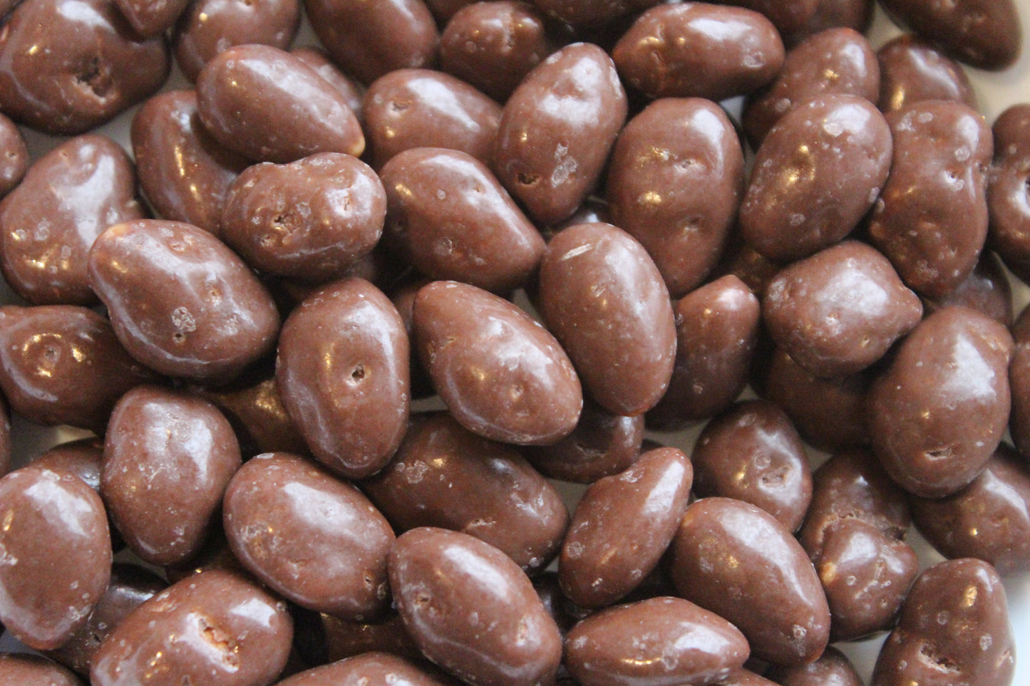 Almond Nuts Chocolate Coated